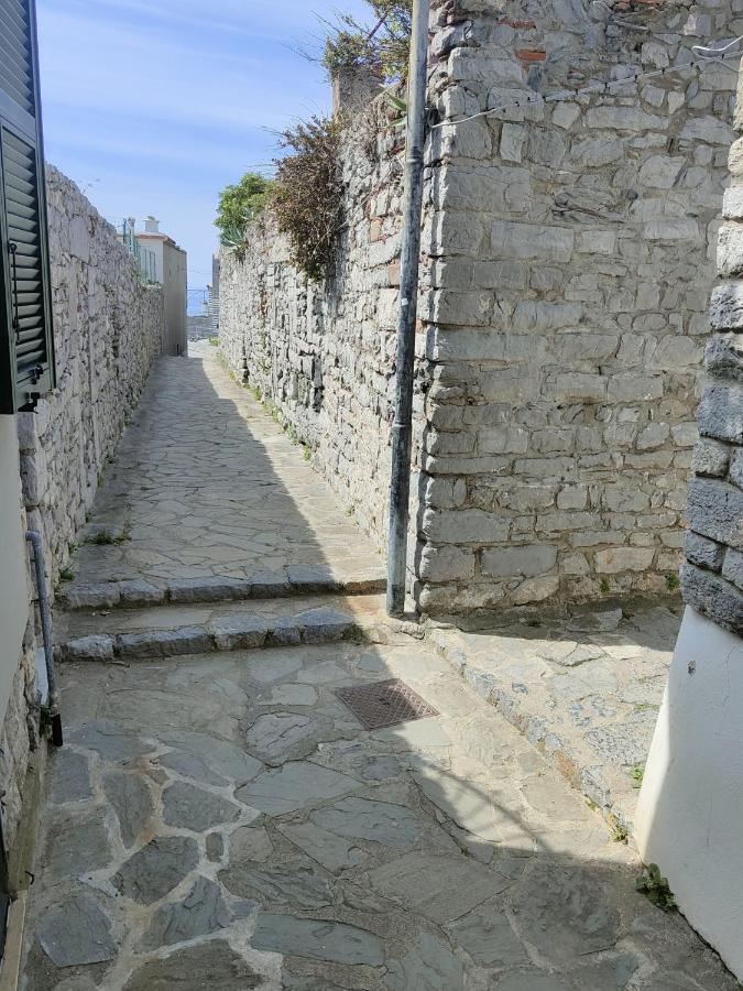 Byron Guest House Porto Venere Exterior foto